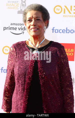 March 30, 2019 - Los Angeles, CA, USA - LOS ANGELES - MAR 30:  Myrlie Evers-Williams at the 50th NAACP Image Awards - Arrivals at the Dolby Theater on March 30, 2019 in Los Angeles, CA (Credit Image: © Kay Blake/ZUMA Wire) Stock Photo