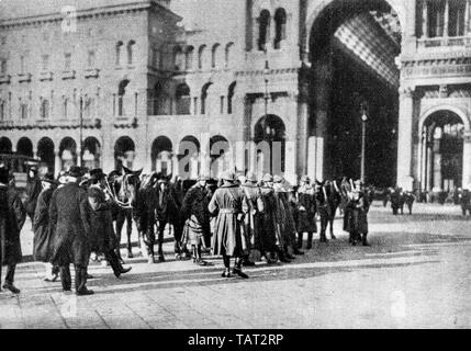 Italian soldiers, 1920 Stock Photo: 48344113 - Alamy