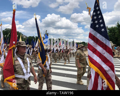 Washington, USA. 27th May, 2019. People participate in the Memorial Day Parade in Washington, DC, the United States, on May 27, 2019. The Memorial Day is a United States federal holiday observed on the last Monday of May. Credit: Liu Jie/Xinhua/Alamy Live News Stock Photo