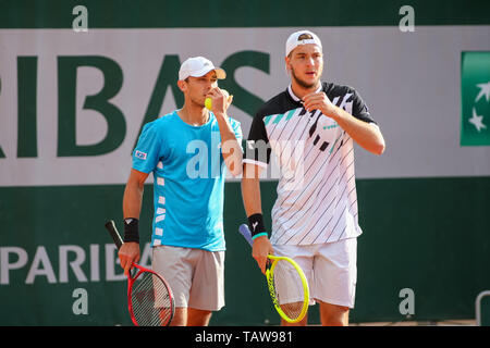 Paris, France. 28th May, 2019. Ben McLachlan of Japan and Jan-Lennard Struff of Germany during the Men's doubles first round match of the French Open tennis tournament against Jeremy Chardy and Fabrice Martin of France at the Roland Garros in Paris, France on May 28, 2019. Credit: AFLO/Alamy Live News Stock Photo