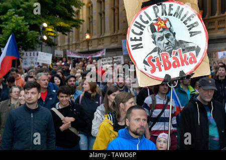 Pilsen, Czech Republic. 28th May, 2019. Further demonstration for Justice Minister Marie Benesova's resignation, held by Million Moments for Democracy NGO, are staged in regions - pictured Pilsen, Czech Republic, May 28, 2019, not in Prague this time. Credit: Miroslav Chaloupka/CTK Photo/Alamy Live News Stock Photo