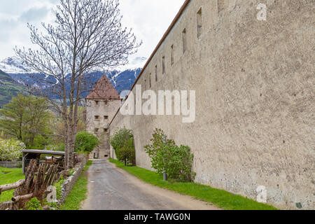 Small medieval town of Glurns in Vinschgau valley, South Tyrol Stock Photo