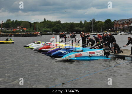 Powerboat Racing - Oulton Broad - Formula Grand Prix - Race Start Stock Photo