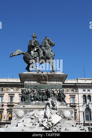 Milan: equestrian monument to Victor Emmanuel II of Savoy, the first King of Italy from 1861 to 1878, made in 1896 by Ercole Rosa in Piazza del Duomo Stock Photo