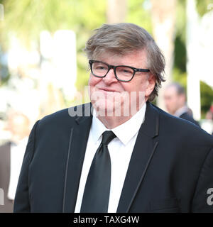 CANNES, FRANCE - MAY 25: Michael Moore attends the Closing Ceremony of the 72nd Cannes Film Festival (Credit: Mickael Chavet/Project Daybreak/Alamy Li Stock Photo