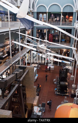 dh National museum of Scotland CHAMBER STREET EDINBURGH Scottish museums exhibit biplanes and glider interior exhibits Stock Photo