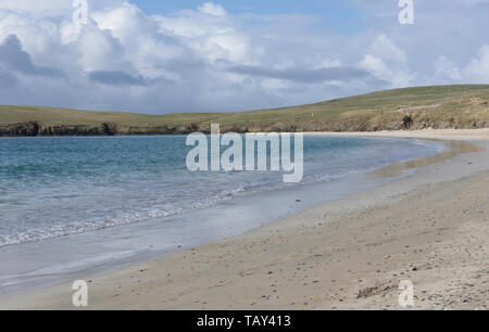 tombolo beach at St. Ninian's Isle, Shetland, Scotland, UK Stock Photo