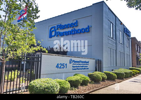 St. Louis, Missouri, USA. 29th May, 2019. Missouri could be the first state in the country to stop providing abortions if the last abortion clinic in Missouri, Planned Parenthood in St. Louis, closes at the end of the week. Credit: Steve Pellegrino/ZUMA Wire/Alamy Live News Stock Photo