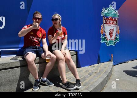 Madrid, Spain. 30th May, 2019. General Views and Fans with the UEFA Champions League trophy in Madrid, Thursday, May 30, 2019 Credit: CORDON PRESS/Alamy Live News Stock Photo