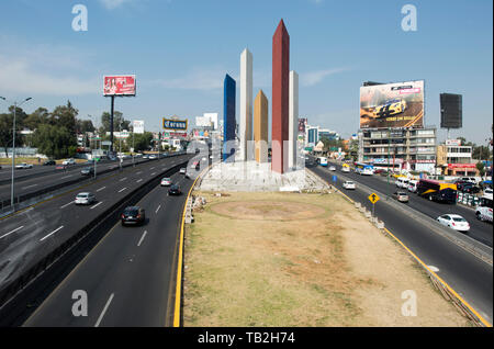 Torres de Satelite a colaborative effort by the sculptor Mathias Goeritz and the Architect Luis Barragan in the Satelite suburb of Mexico City, Estado Stock Photo