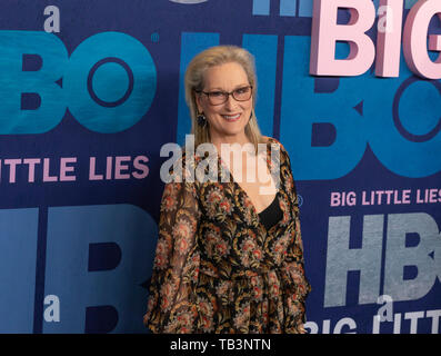 Meryl streep outlet oscars 2019 dress