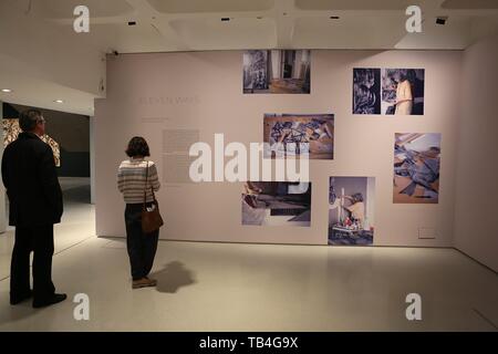 LIVING COLOUR LEE KRASNER BARBICAN ARTS CENTRE 30 MAY - 1 SEPTEMBER 2019 Stock Photo