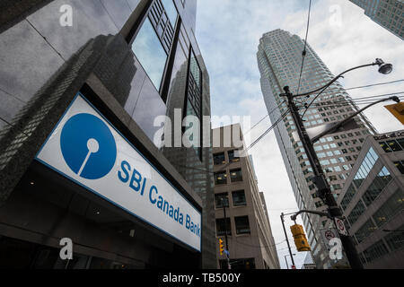 TORONTO, CANADA - NOVEMBER 14, 2018: SBI Canada Bank logo in front of their office in Toronto, Ontario. State Bank of india is one of the main Indian  Stock Photo