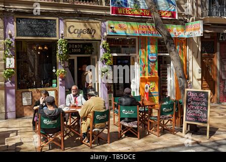 Street cafe in the Old Town, Place del Tossal, Carme Quarter, Valencia, Spain Stock Photo