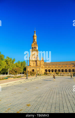 The Plaza de Espana is a plaza in the Parque de Maria Luisa, in Seville, Spain, built in 1928 for the Ibero-American Exposition of 1929 Stock Photo