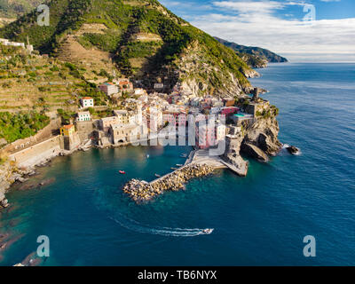 Aerial view of Vernazza, one of the five centuries-old villages of Cinque Terre, located on rugged northwest coast of Italian Riviera, Liguria, Italy. Stock Photo