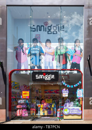 Swindon, United Kingdom - May 04 2019:   The Frontage of Smiggle stationery store in The Parade Stock Photo
