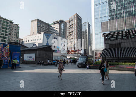 Modern high rise office buildings in the city centre of Chengdu, Sichuan, China Stock Photo