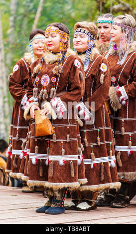 KAMCHATKA, RUSSIA - SEPTEMBER 09, 2017:  Aborigine of Kamchatka dancing on dance marathon. Feast of the Aborigines of Kamchatka 'Alhalalay'. Stock Photo