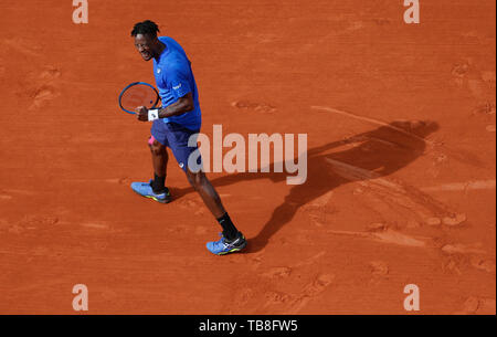 Paris, Paris. 30th May, 2019. Gael Monfils of France reacts during the men's singles second round match with Adrian Mannarino of France at French Open tennis tournament 2019 at Roland Garros, in Paris, France on May 30, 2019. Credit: Han Yan/Xinhua/Alamy Live News Stock Photo