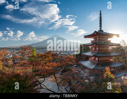 chureito pagode and mount fuji at sunset Stock Photo