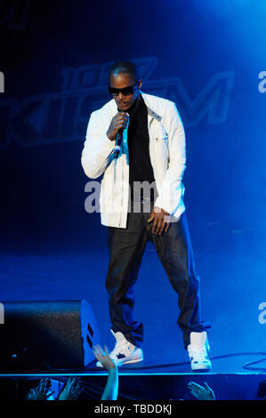 Actor/singer Jamie Foxx performs at 102.7 KIIS-FM's Wango Tango 2009 at the Verizon Wireless Amphitheater on May 9, 2009 in Irvine. Stock Photo