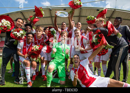 Amsterdam, Netherlands. 01st June, 2019. AMSTERDAM, 01-06-2019, Sportpark de Toekomst, season 2018/2019, Ajax U19 - Feyenoord U19, Ajax U19 Players celebrate the championship Credit: Pro Shots/Alamy Live News Stock Photo