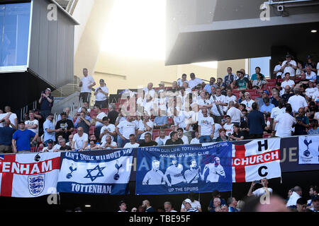 Madrid, Spain. 01st June, 2019. Tottenham supporters during the 2019 UEFA Champions League Final match between Tottenham Hotspur and Liverpool at Wanda Metropolitano Stadium, Madrid, Spain on 1 June 2019. Photo by Giuseppe Maffia. Credit: UK Sports Pics Ltd/Alamy Live News Stock Photo