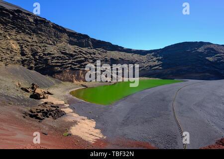 Charco de los Clicos, El Lago Verde, green lagoon, near El Golfo, Lanzarote, Canary Islands, Spain Stock Photo
