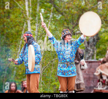 KAMCHATKA, RUSSIA - SEPTEMBER 09, 2017:  Aborigine of Kamchatka dancing on dance marathon. Feast of the Aborigines of Kamchatka 'Alhalalay'. Stock Photo