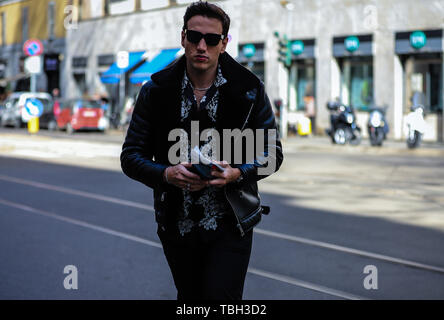 MILAN, Italy- February 24 2019: Men on the street during the Milan Fashion Week. (Photo by Mauro Del Signore / Pacific Press) Stock Photo