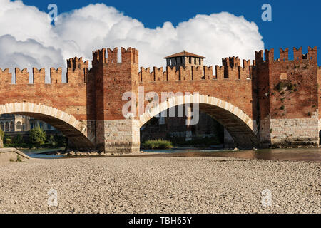 Detail of the ancient Scaligero bridge near Castelvecchio (Old Castle) and Adige river in Verona (UNESCO world heritage site) - Veneto, Italy, Europe Stock Photo