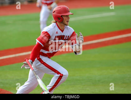 Louisville, KY, USA. 31st May, 2019. Louisville's Lucas Dunn during an NCAA Baseball Regional at Jim Patterson Stadium in Louisville, KY. Kevin Schultz/CSM/Alamy Live News Stock Photo