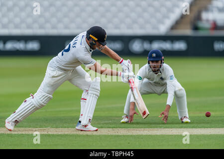 London, UK. 02th Jun, 2019. Laurie Evans of Sussex (left) in action during todays match during Specsavers County Championship match between Middlesex vs Sussex at The Lords Cricket Ground on Sunday, June 02, 2019 in  London England. (Editorial use only, license required for commercial use. No use in betting, games or a single club/league/player publications.) Credit: Taka G Wu/Alamy Live News Stock Photo