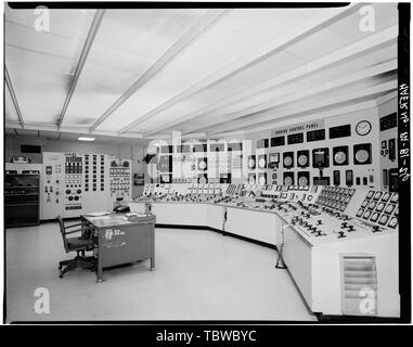 MAIN CONTROL ROOM (LOCATION Q), LOOKING SOUTH  Shippingport Atomic Power Station, On Ohio River, 25 miles Northwest of Pittsburgh, Shippingport, Beaver County, PA Rickover, Hyman G Duquesne Light Company U.S. Department of Energy Atomic Energy Commission Westinghouse Electric Corporation Bettis Atomic Power Laboratory Stone and Webster Engineering Corporation Dravo Corporation Simpson, John W Gray, John E Barker, Joseph H Iselin, Donald G Combustion Engineering, Incorporated Knolls Atomic Power Laboratory Clark, Philip R Leighton, David T Mealia, John E Raab, Harry F Thomas, Charles R Vaughn,  Stock Photo