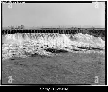 MILNER DAM, TWIN FALLS COUNTY, MILNER, IDAHO SPILLWAY OUTLET, SOUTH VIEW.  Milner Dam and Main Canal Twin Falls Canal Company, On Snake River, 11 miles West of city of Burley, Idaho, Twin Falls, Twin Falls County, ID Stock Photo