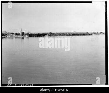 MILNER DAM, TWIN FALLS COUNTY, MILNER, IDAHO VIEW OF SPILLWAY INLET, NORTH VIEW.  Milner Dam and Main Canal Twin Falls Canal Company, On Snake River, 11 miles West of city of Burley, Idaho, Twin Falls, Twin Falls County, ID Stock Photo