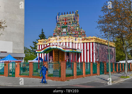 Hindu's tablemaker Sri Mayurapathy Murugan temple, avenue Blaschko, Britz, Neukölln, Berlin, Germany, Hindustischer Sri Mayurapathy Murugan Tempel, Bl Stock Photo