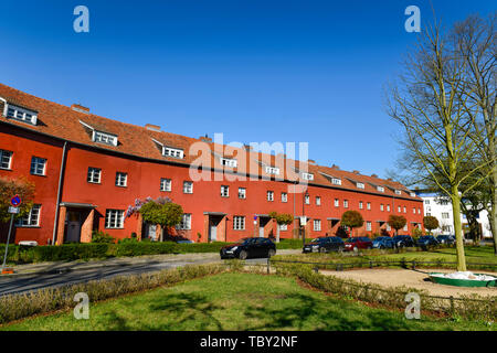 Dwelling houses, Hüsung, horseshoe settlement, Britz, Neukölln, Berlin, Germany, Wohnhäuser, Hufeisensiedlung, Deutschland Stock Photo