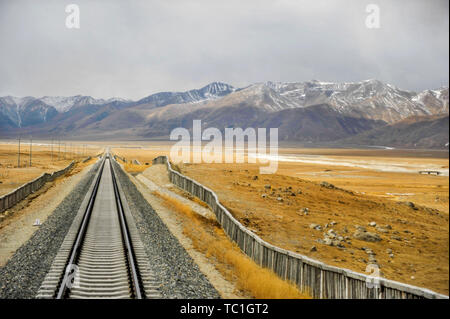 qinghai-tibet railway Stock Photo