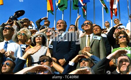 Vice President Spiro Agnew and former President Lyndon B Johnson watch the liftoff of Apollo 11 from pad 39A at Kennedy Space Center, Merritt Island, Florida, July 16, 1969. Image courtesy National Aeronautics and Space Administration (NASA). () Stock Photo