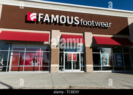 Famous Footwear Storefront on West 34th Street, NYC Stock Photo