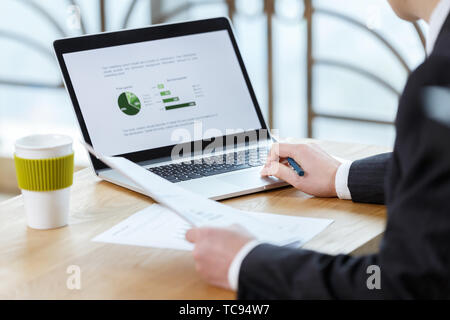 Comment financial reports Stock Photo