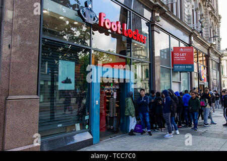 Foot locker london clearance yeezy