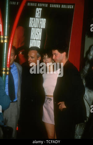 Sandra Hopper Speed / Dennis Hopper / Sandra Bullock Stock Photo - Alamy