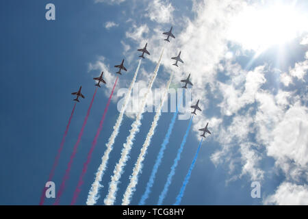 London, UK. 08th June, 2019.Red Arrows, Queen's 93rd birthday flypast 2019, on 8 June 2019, Trafalgar Square, London, UK Credit: Picture Capital/Alamy Live News Stock Photo