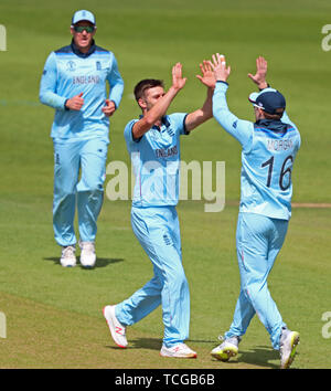 CARDIFF, WALES. 08 JUNE 2019: Mark Wood of England celebrates taking the wicket of Tamim Iqbal of Bangladesh during the England v Bangladesh, ICC Cricket World Cup match, at Cardiff Wales Stadium, Cardiff, Wales. Credit: Cal Sport Media/Alamy Live News Stock Photo