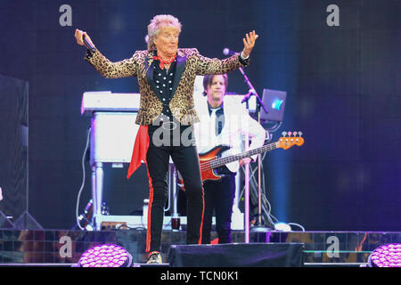 Wolverhampton, UK. 8th June, 2019. Legendary rock star Rod Stewart plays a concert in Wolverhampton's Molineux Stadium. Peter Lopeman/Alamy Live News Stock Photo