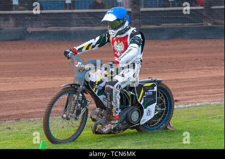 Glasgow, Scotland, UK. 08th June, 2019.  Sebastian Niedźwiedź retires from Heat 13 during the FIM Speedway Grand Prix World Championship - Qualifying Round 1 at the Peugeot Ashfield Stadium, Glasgow on Saturday 8th June 2019. (Credit: Ian Charles | MI News) Credit: MI News & Sport /Alamy Live News Stock Photo