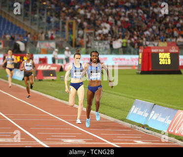 ROME, ITALY - JUN 06: Laura Muir and Genzebe Dibaba compete in the Women 1500m event during the IAAF Diamond League 2019 Golden Gala Pietro Mennea in  Stock Photo